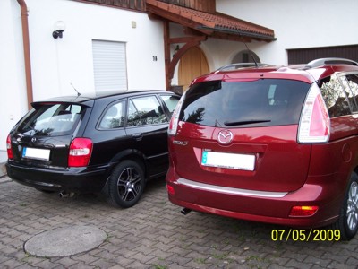  Mazda 323 und Mazda5